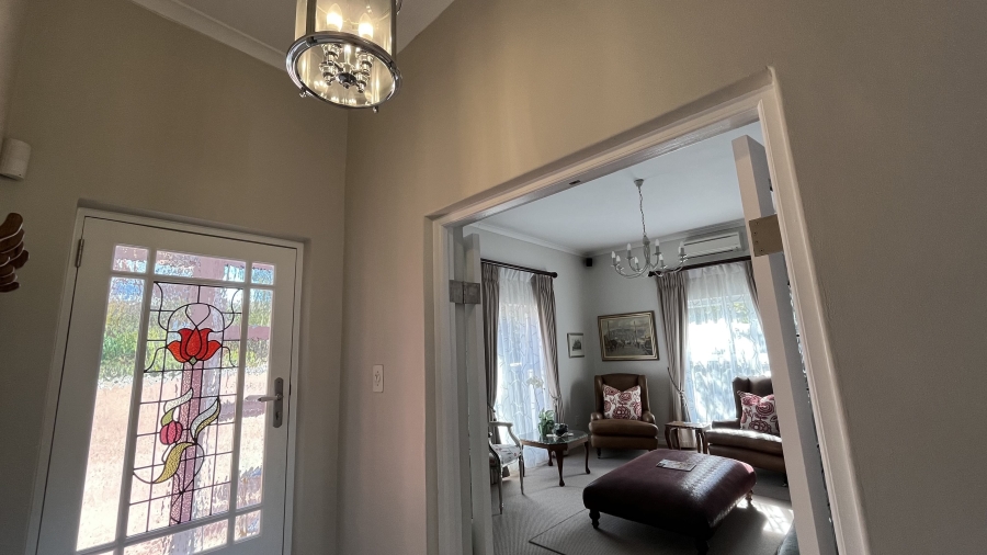 3 Bedroom Property for Sale in Van Riebeeckshof Western Cape
